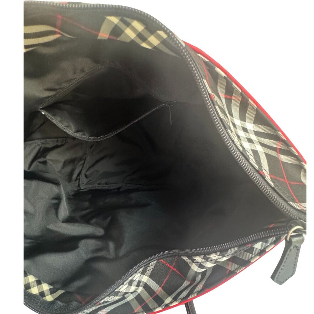 Burberry Blue Label Large Red Tote Bag in Synthetic - Picture 9 of 11